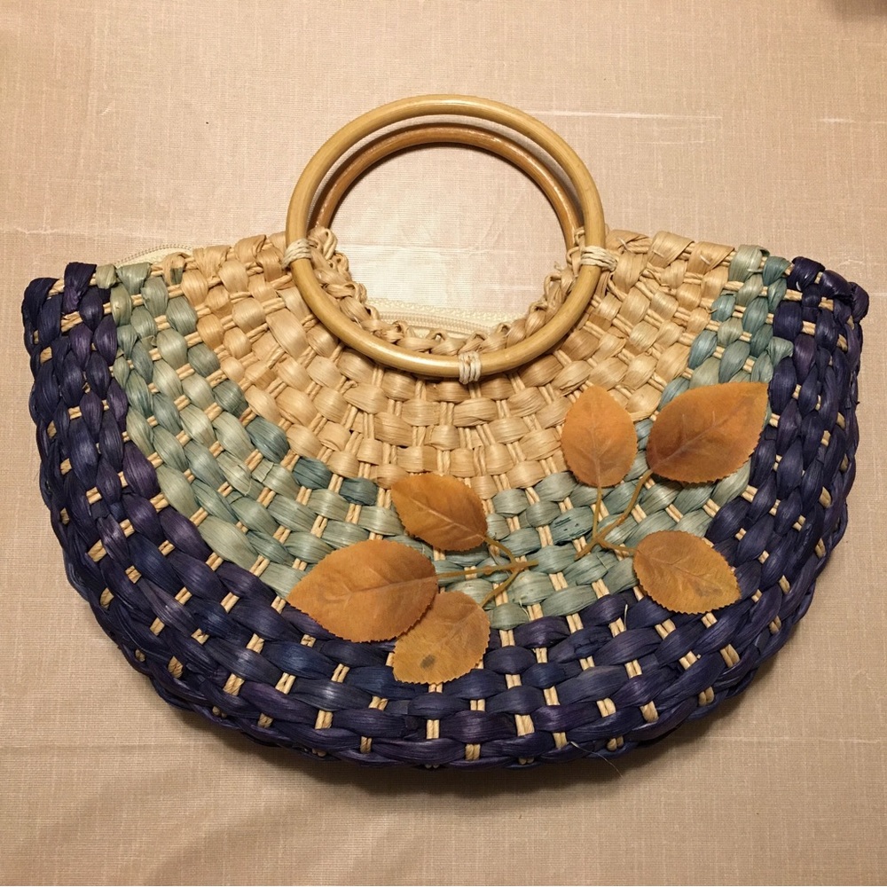A straw bag